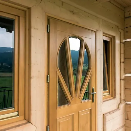 アパート U Kromki