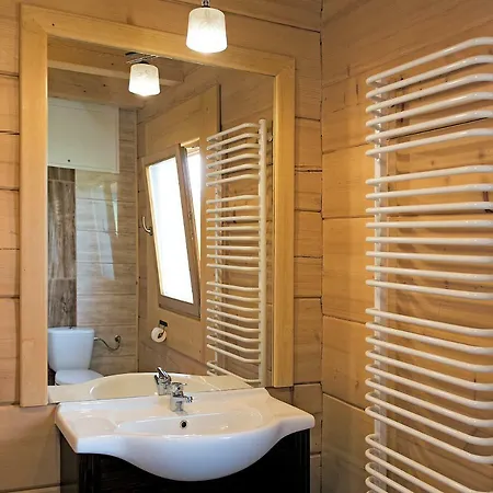 アパート U Kromki